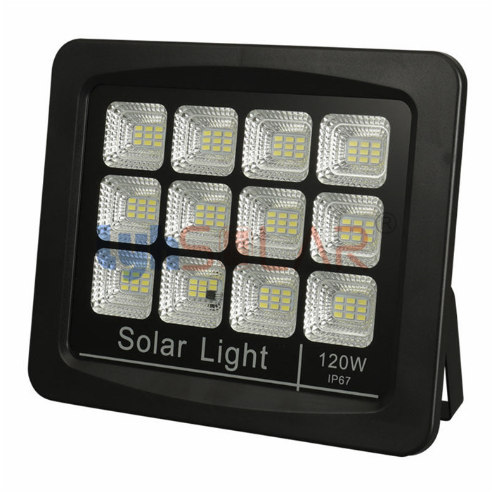 40W IP65およびセリウムのRoHSの承認の黒い導かれた太陽洪水ライト屋外4000lm